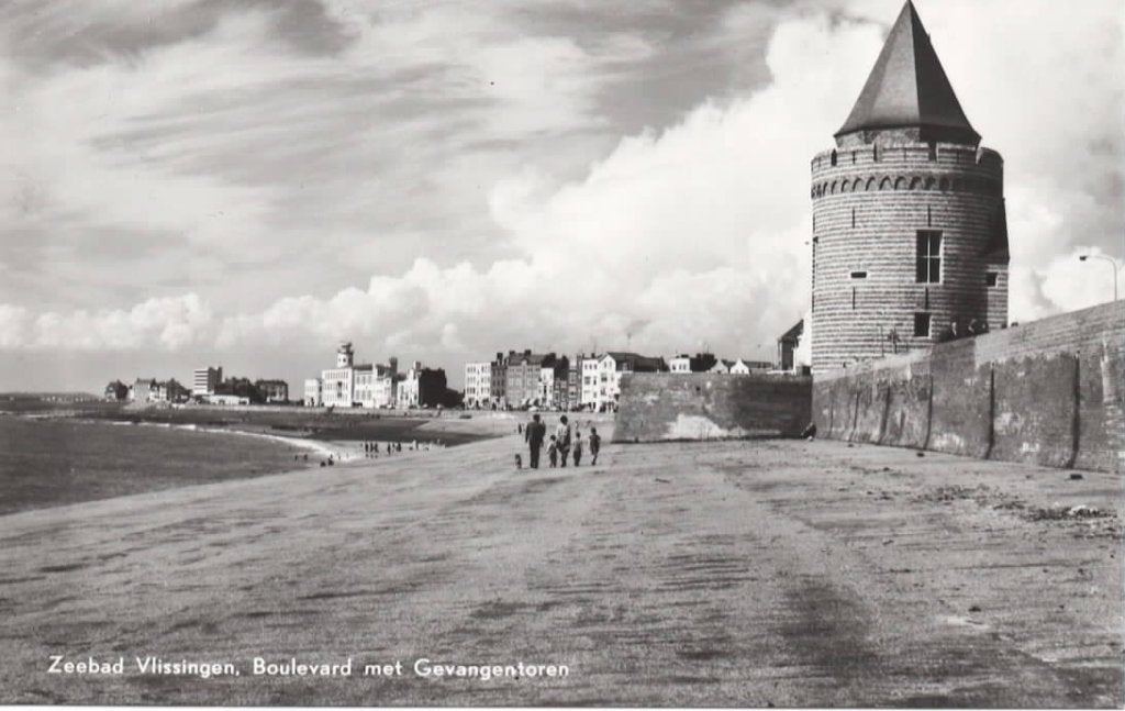 Vlissingen Zeebad Boulevard met Gevangentoren, Verzenden, 1960 tot 1980, Ongelopen, Zeeland