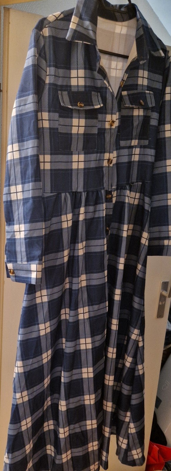Geruite Jurk met Knoopsluiting - Maat XL, Maat 46/48 (XL) of groter, Nieuw, Onder de knie, Verzenden
