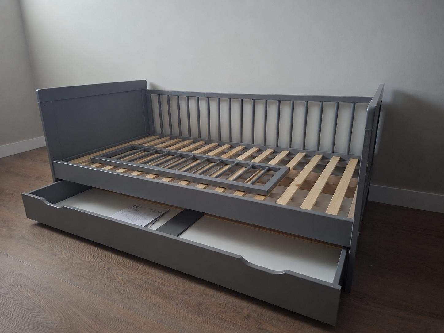Petit Amelie Peuterbed Plume 140x70 Grijs met lade, Ophalen, 140 tot 160 cm, 70 tot 85 cm
