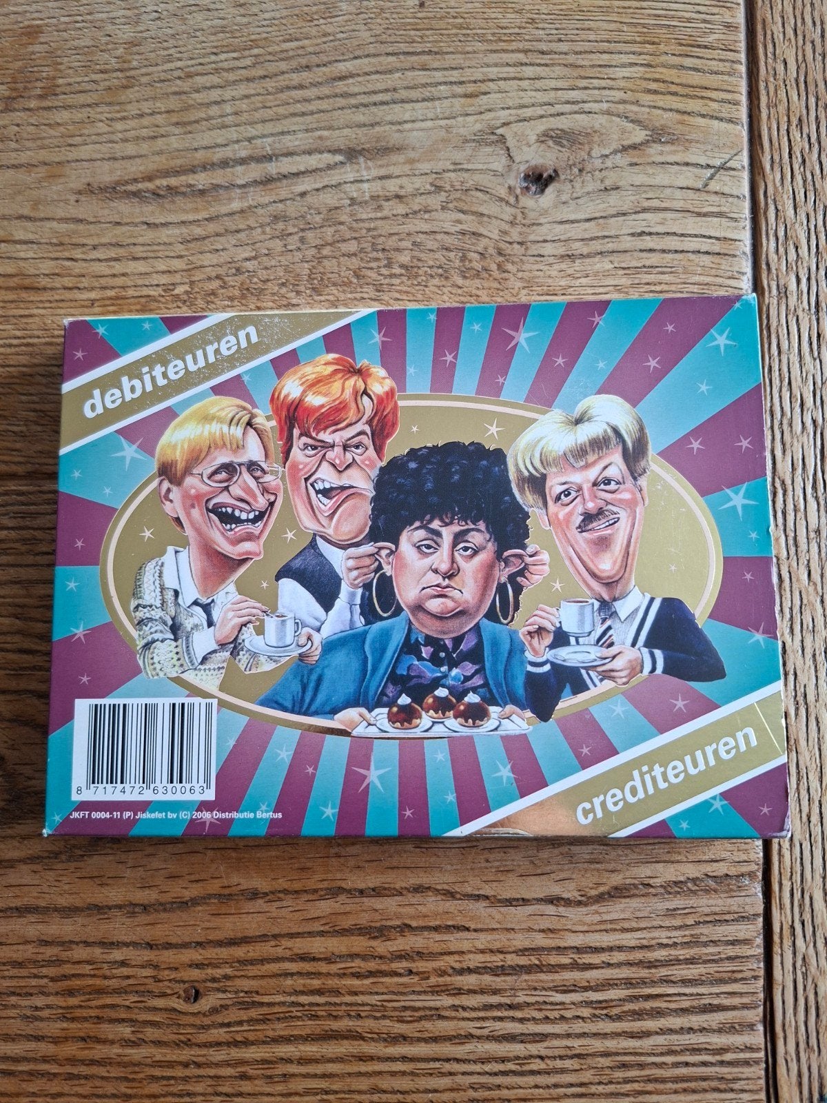 Debiteuren Crediteuren - Jiskefet (3 DVD's), Gebruikt, Alle leeftijden, Nederlands, Inclusief doosje