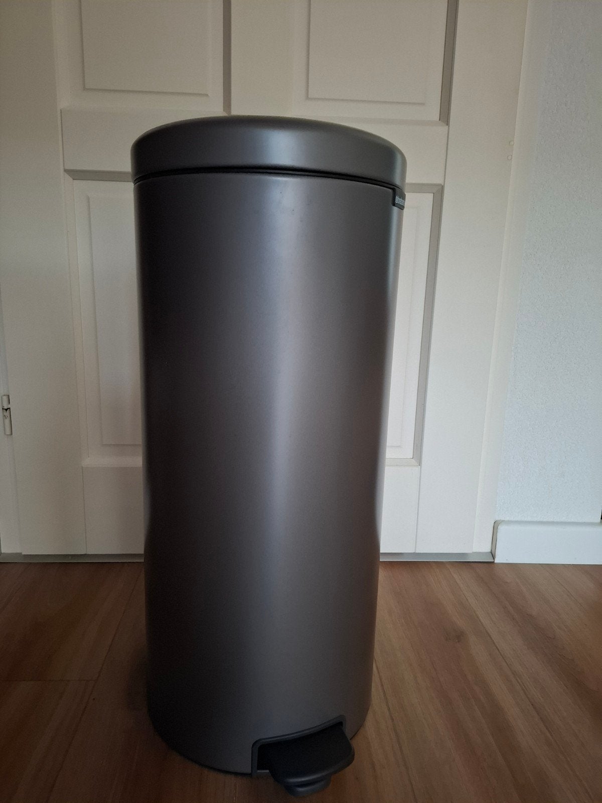 Brabantia pedaalemmer 30 liter - zo goed als nieuw, Ophalen, Zo goed als nieuw, Rvs