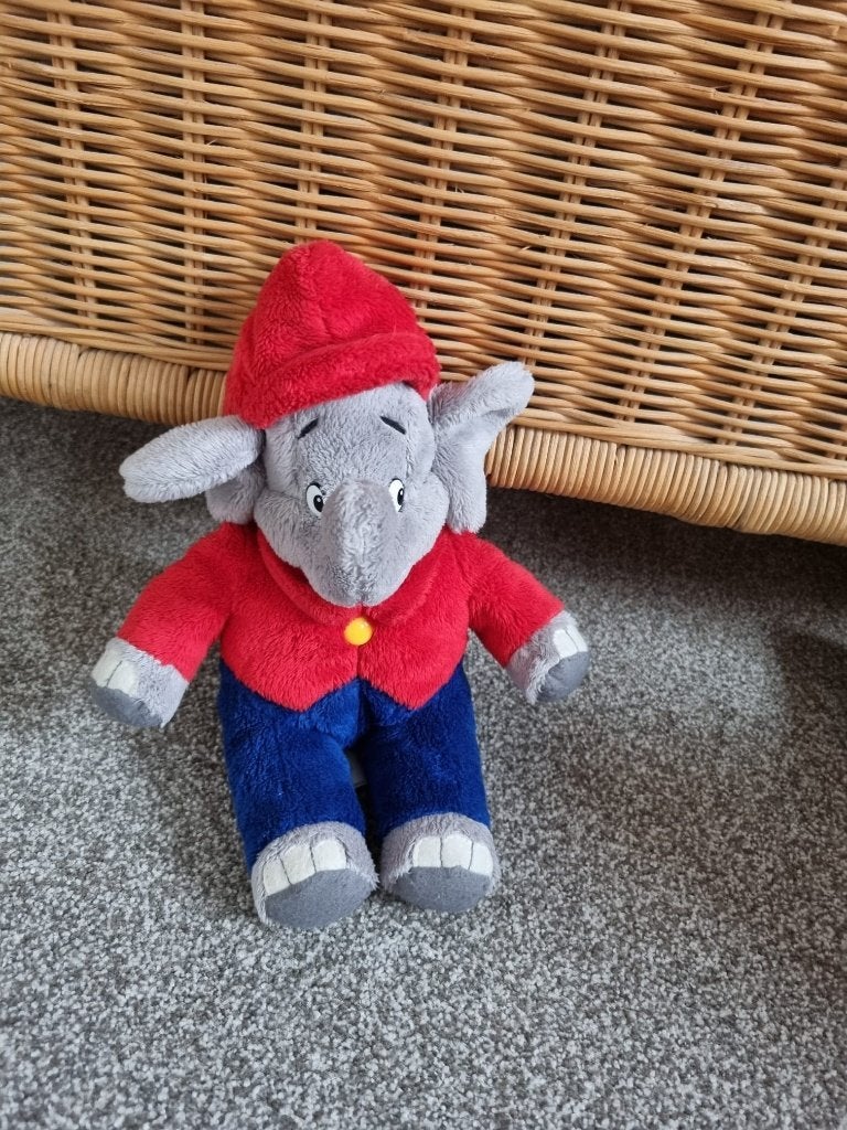 knuffel olifant Benjamin Blümchen zittend 25 cm, Ophalen of Verzenden, Gebruikt, Olifant