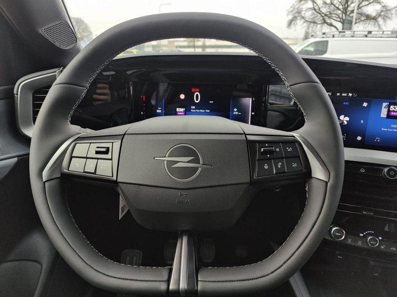 Foto 14 van Opel Mokka 1.2 Turbo 130pk Edition | Direct Leverbaar | Comf