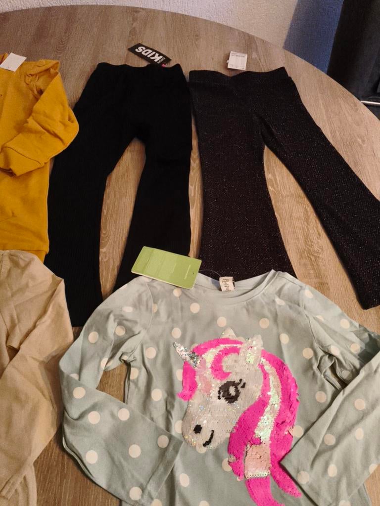 Pakket nieuwe kleding maat 98/104, Ophalen of Verzenden, Nieuw, Meisje