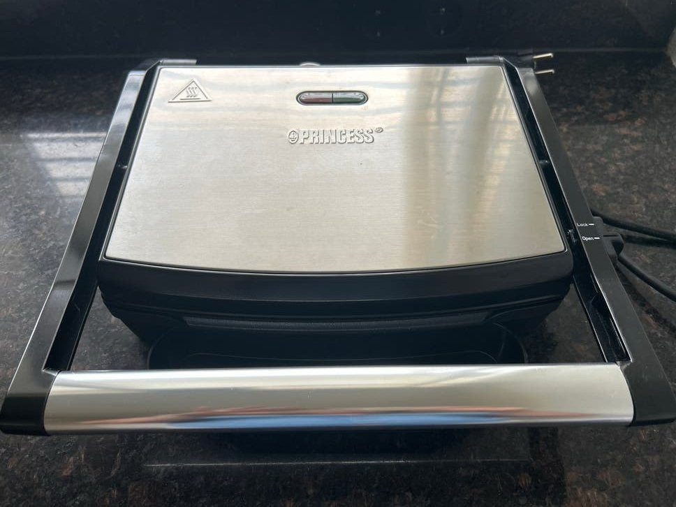 Princess Panini Grill / Tafelgrill 2000W (ZGAN), Ophalen of Verzenden, Zo goed als nieuw, Tafelgrill