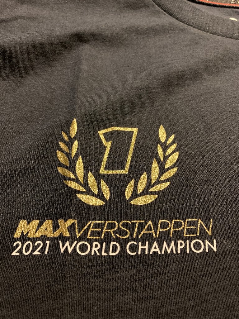 ✅ Max Verstappen MAAT M World Champion T-shirt 2021 RB16B, Ophalen of Verzenden, Nieuw, Formule 1