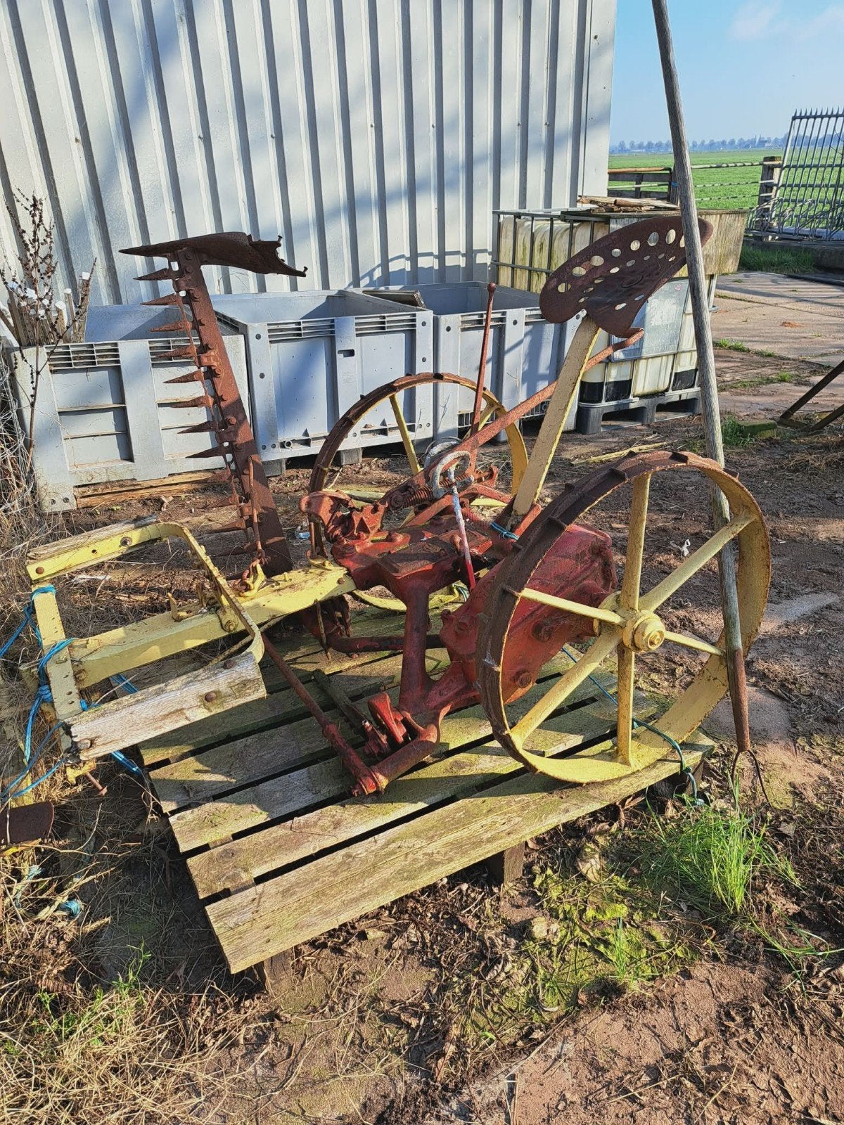 Oude Maaibalk voor Paard of Decoratie, Ophalen