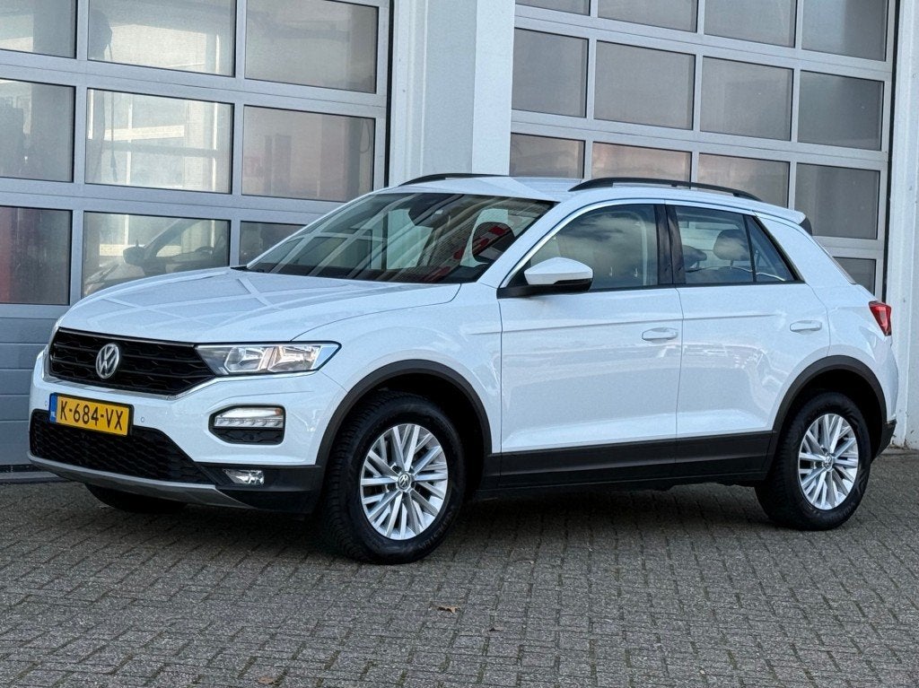 Volkswagen T-ROC 1.5 TSI 150PK Style Carplay ACC Camera Stoe, Auto's, Voorwielaandrijving, Euro 6, 4 cilinders, 150 pk