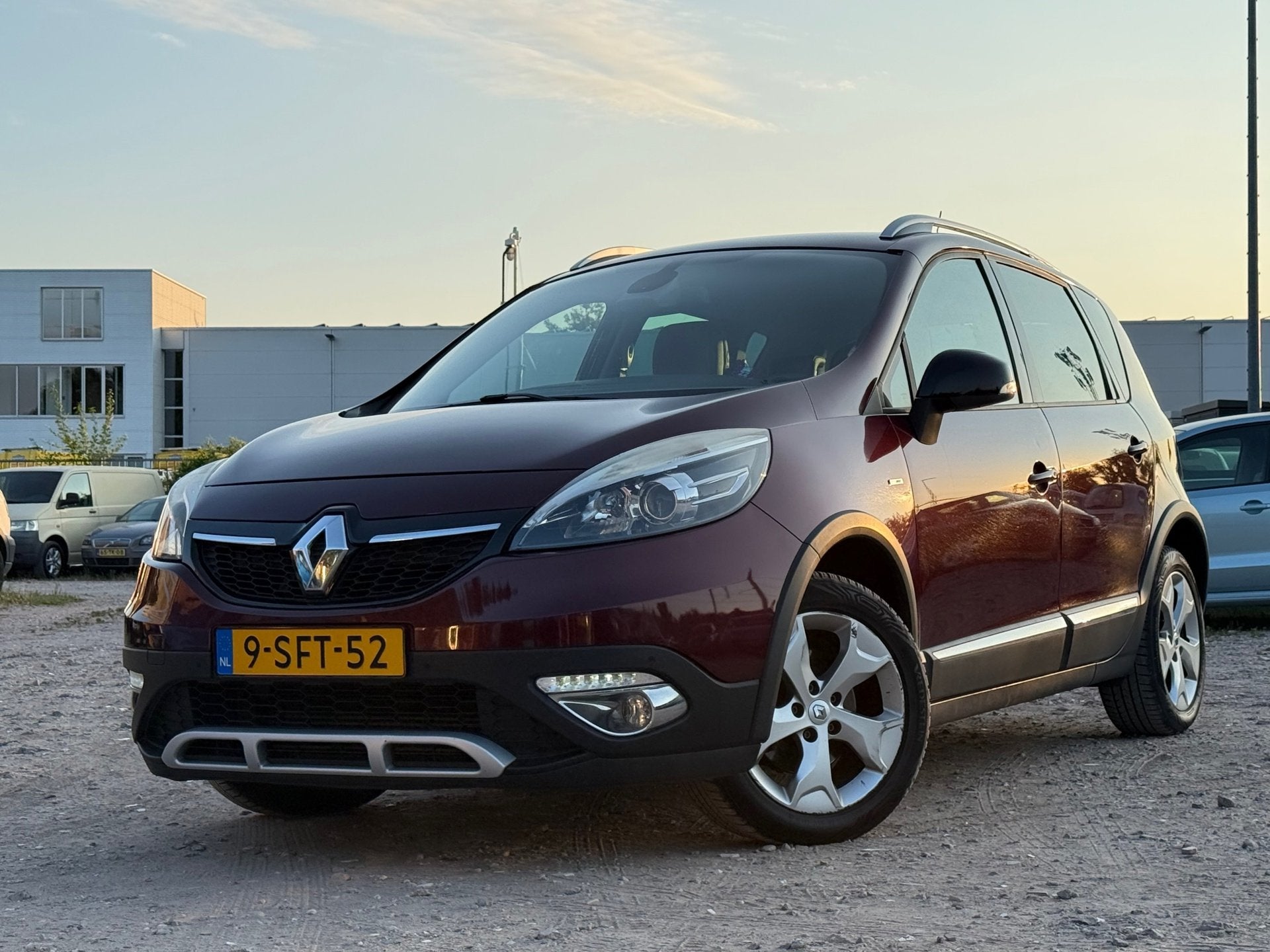 Renault Scénic Xmod 1.2 TCe Bose/ 6BAK/ DIGITAAL DASH, Auto's, Renault, Voorwielaandrijving, Euro 5, Gebruikt, 4 cilinders