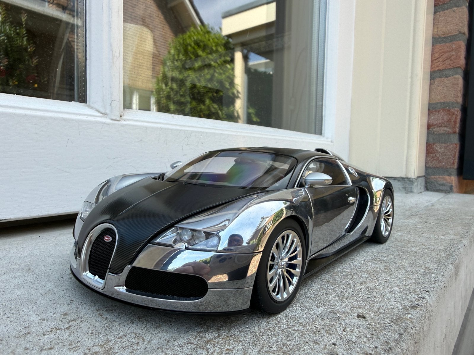 1:18 Bugatti Veyron Pur Sang Zwart / Aluminium Autoart 70966, Auto, Autoart, Ophalen of Verzenden, Zo goed als nieuw