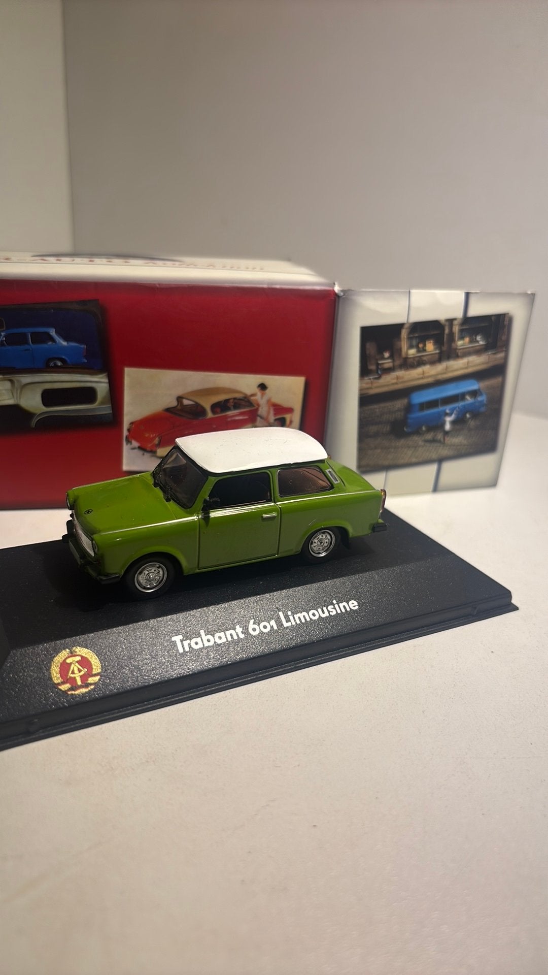 Trabant 601 limousine atlas 1.43, Overige merken, Auto, Ophalen of Verzenden, A