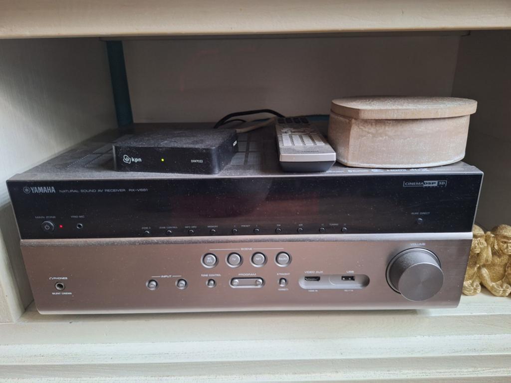 Yamaha reciever met actieve luidsprekers, Overige merken, Ophalen of Verzenden, Zo goed als nieuw, 120 watt of meer