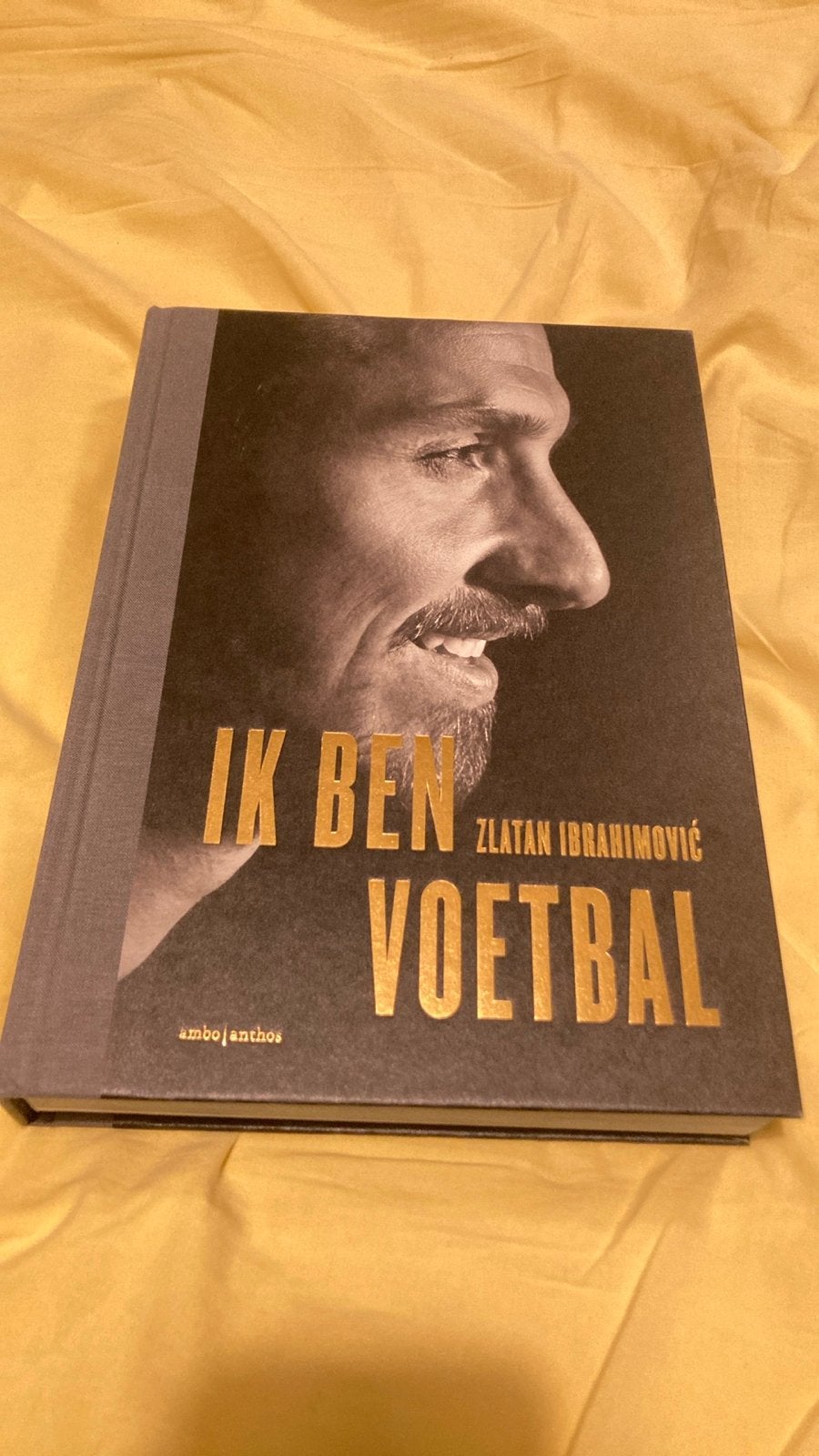 Ik Ben Voetbal - Zlatan Ibrahimović (Hardcover), Boeken, Sportboeken, Ophalen of Verzenden, Zo goed als nieuw, Overige sporten
