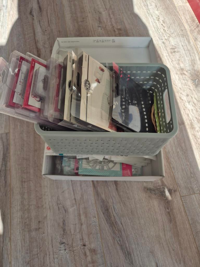 Mallen mallen mallen...!!, Hobby en Vrije tijd, Scrapbooking, Zo goed als nieuw, Ophalen of Verzenden
