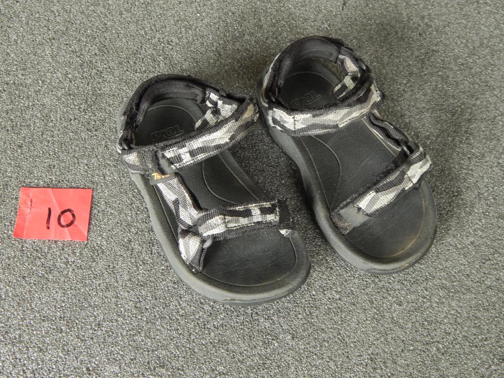 10) Teva sandalen , maat 25?, Gebruikt, Jongen of Meisje, Overige typen, Teva