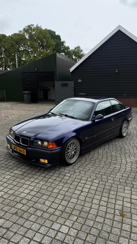 BMW e36 320i 1996 (Handbak)(M-pakket)(sper), Blauw, Particulier, Sedan, 149 pk