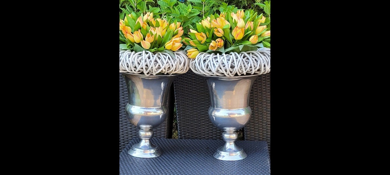 2 stuks Chique gepolijst Aluminium Vazen van Brass & Boom, Ophalen, Gebruikt, 40 cm, Metaal