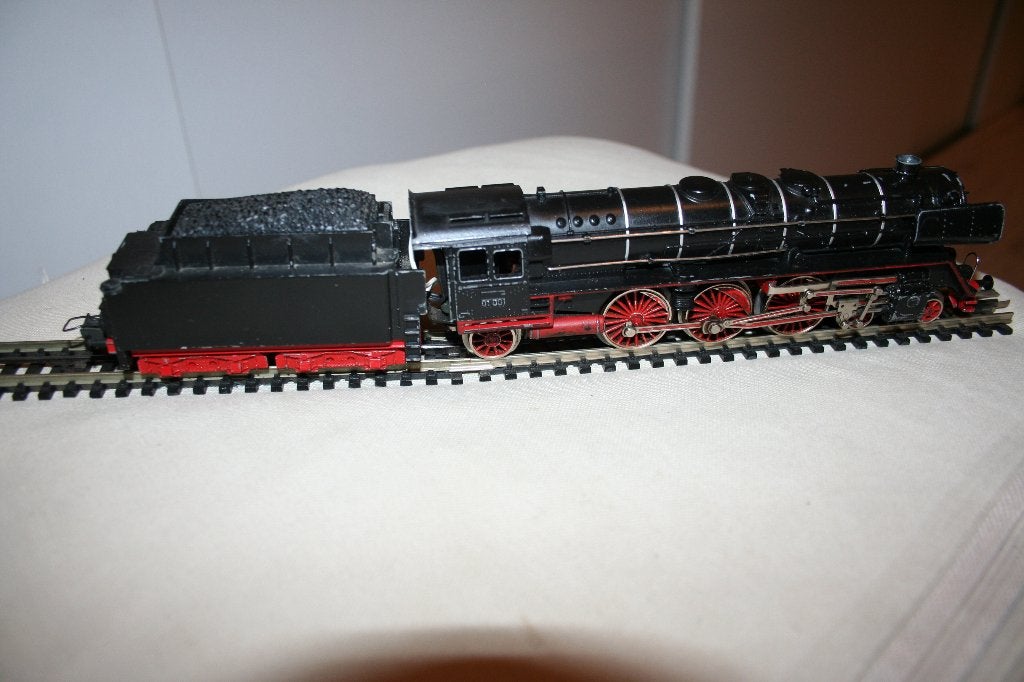 trix express BR 01 met rookgenerator, Gebruikt, Trix, Ophalen of Verzenden, Analoog