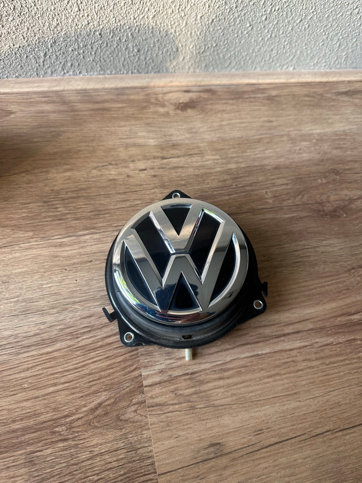 Volkswagen embleem / achterklep handgreep (origineel), Ophalen, Gebruikt, Volkswagen