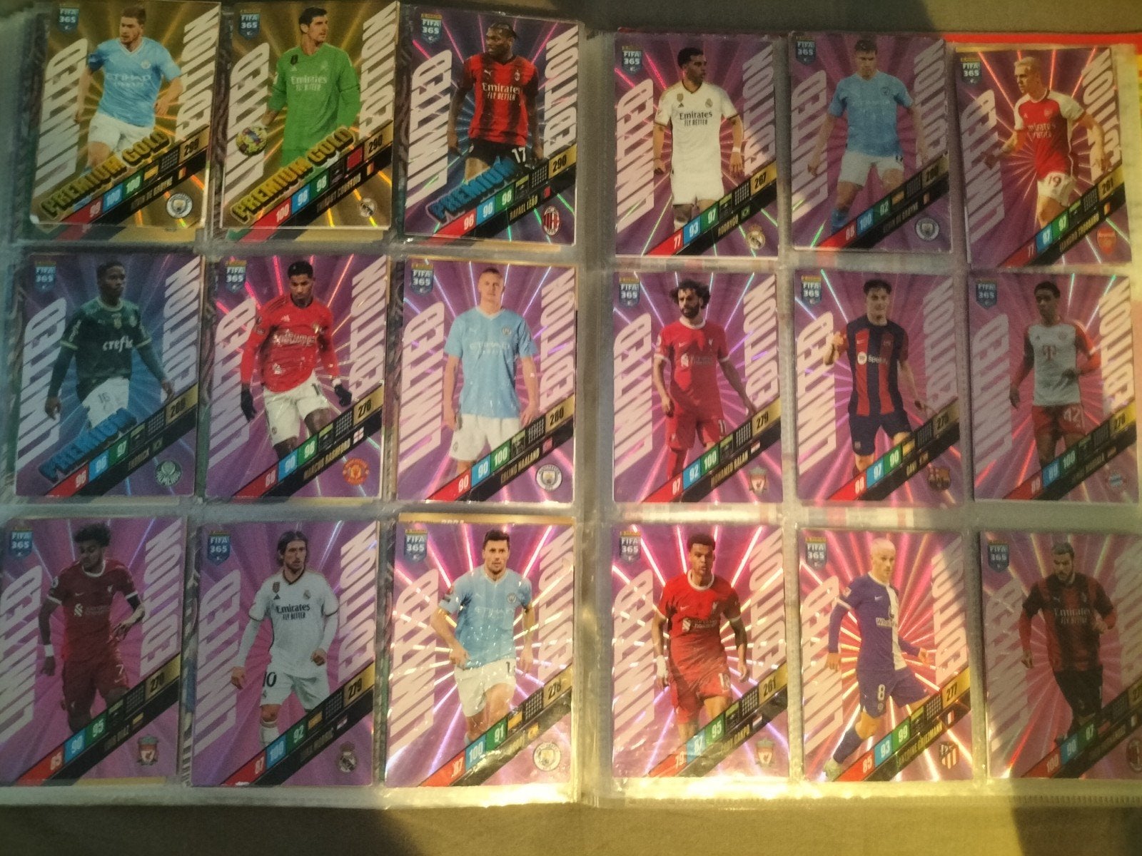 Panini FIFA 365 Adrenalyn XL 2024 Limited Edition kaarten, Ophalen of Verzenden, Zo goed als nieuw, Buitenlandse clubs, Spelerskaart