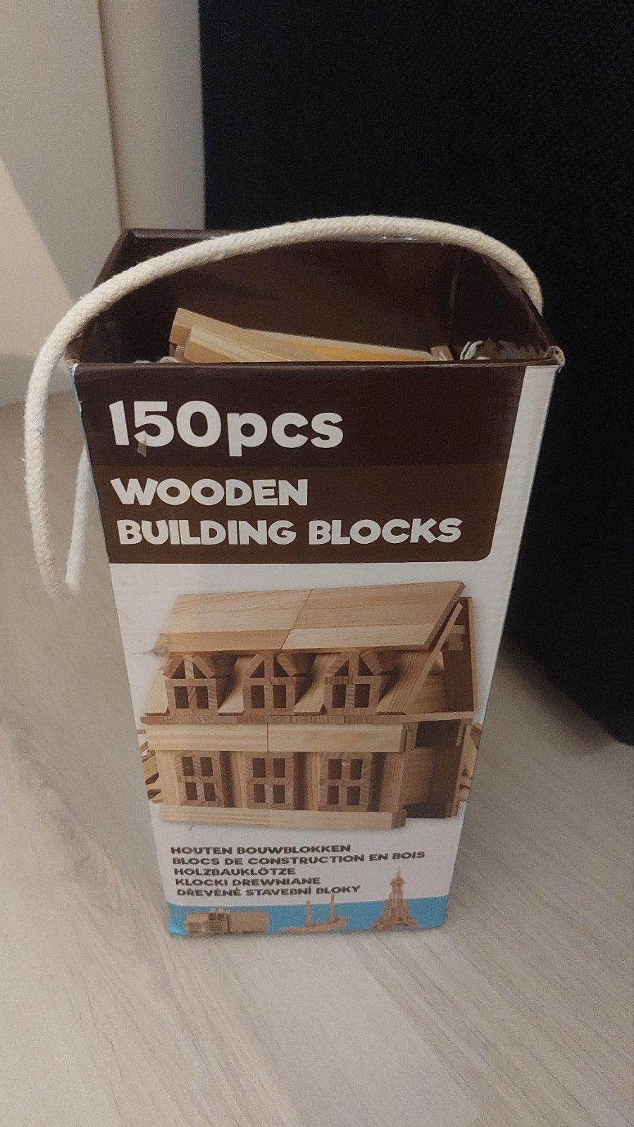 150-delige set houten bouwblokken, Ophalen