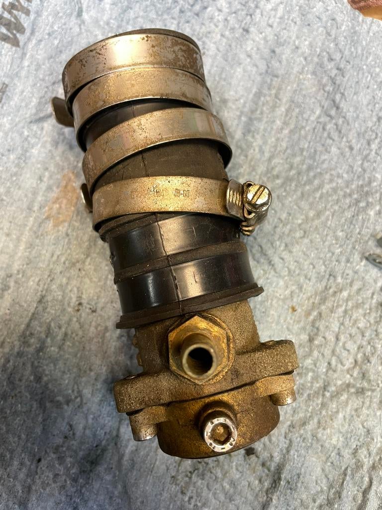 Vetus schroefas afdichting 25 mm. Heeft nieuwe seal nodig., Watersport en Boten, Ophalen of Verzenden, Motor en Techniek, Zeilboot of Motorboot