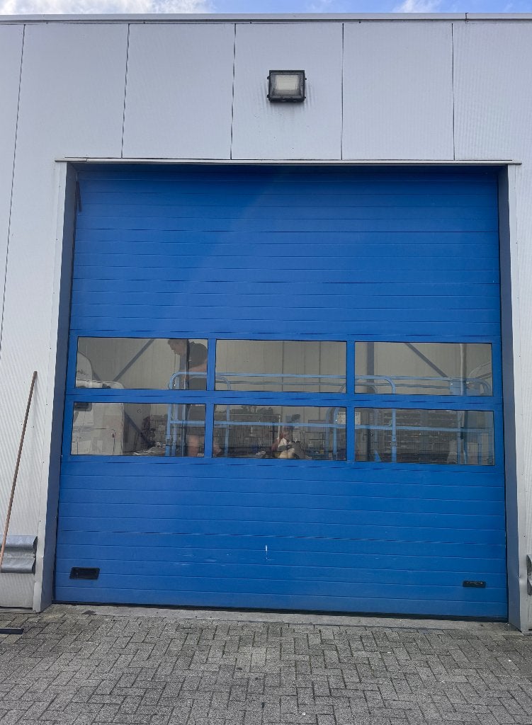 Overhead-, Industrie-, Garagedeur 4.00*4.00 mtr 2 stuks, Doe-het-zelf en Verbouw, Ophalen, Gebruikt, Garagedeur, Metaal