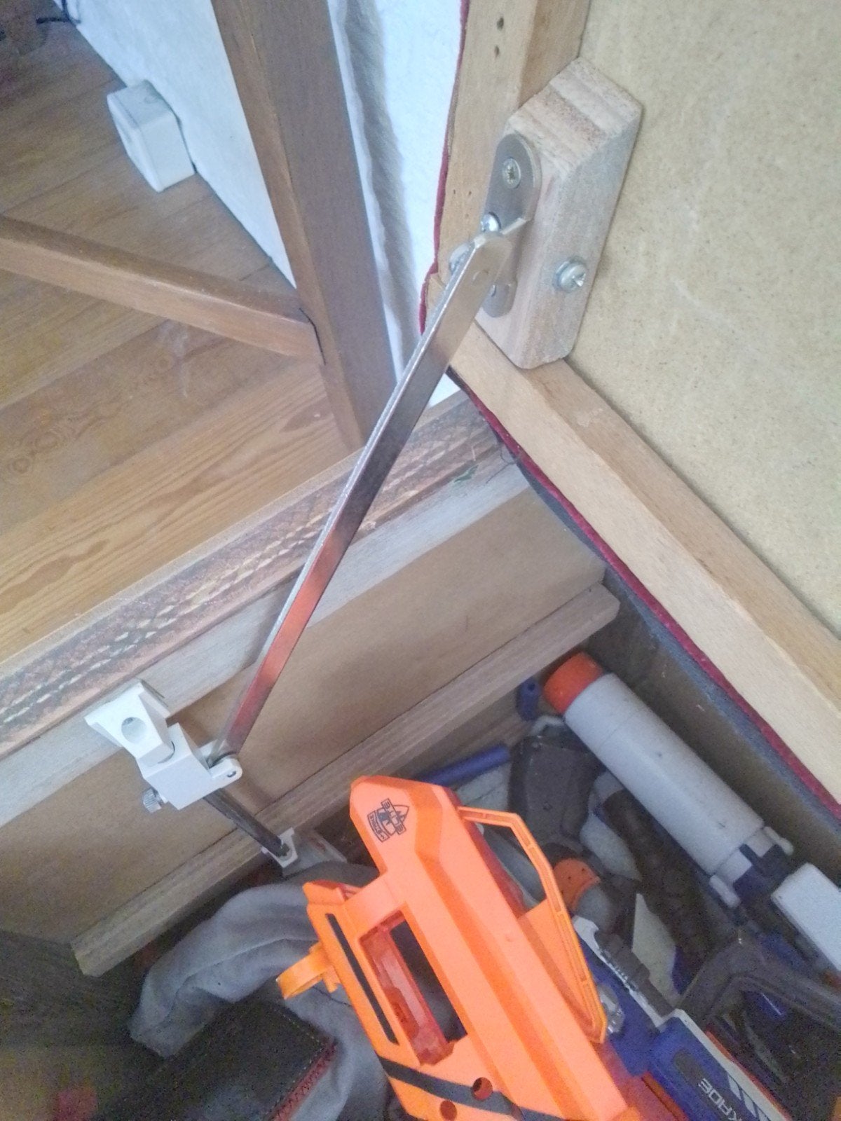 Handgemaakt vintage houten bankje gratis af te halen, Ophalen, Gebruikt, Vintage
