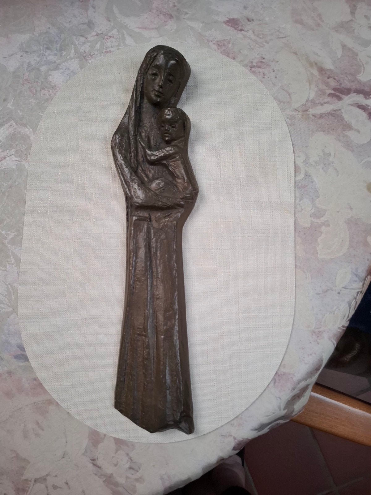 Bronzen Beeld Maria met Kind - Religieuze Kunst, Ophalen of Verzenden, 20 - 50 cm, Beeld, Bruin