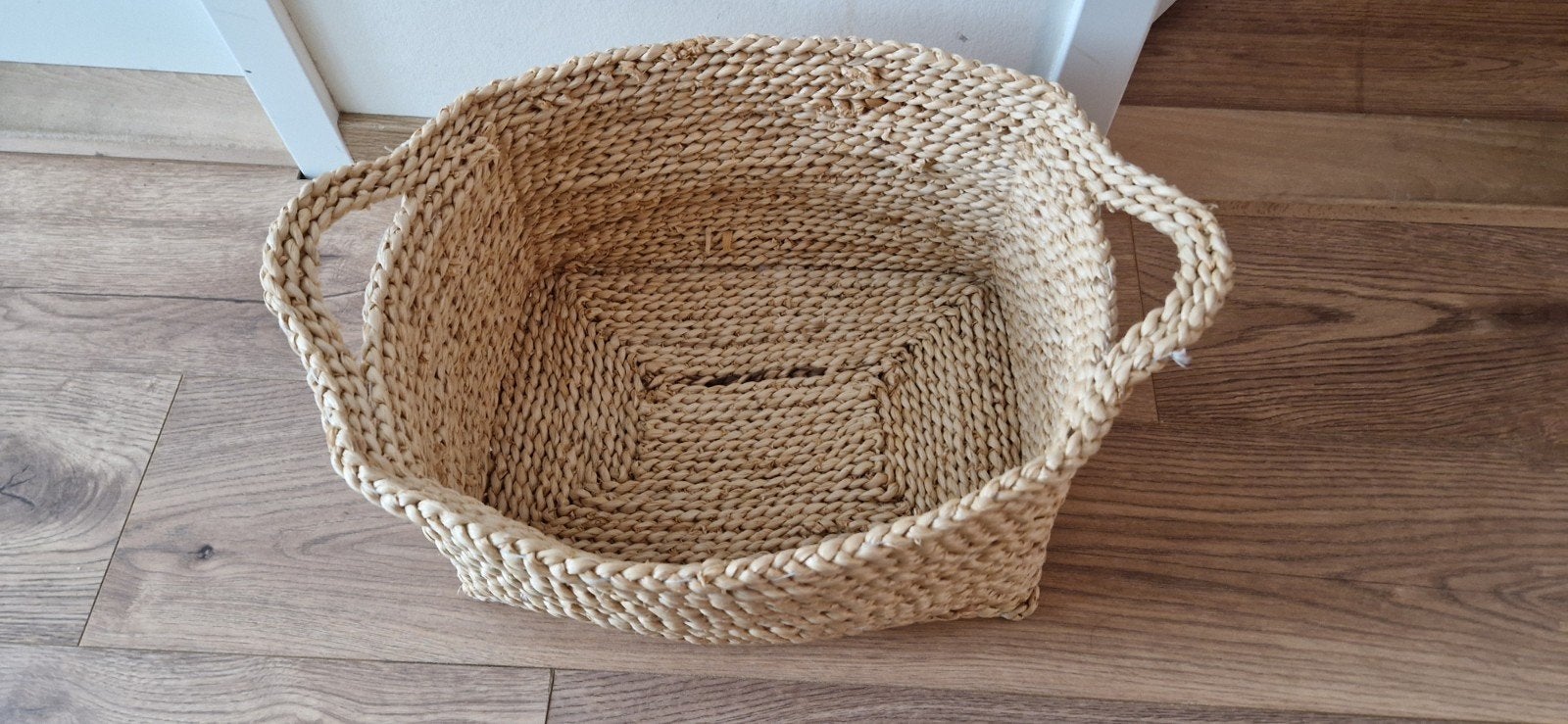 Rieten mand, Mand, Ophalen of Verzenden, Zo goed als nieuw, Riet