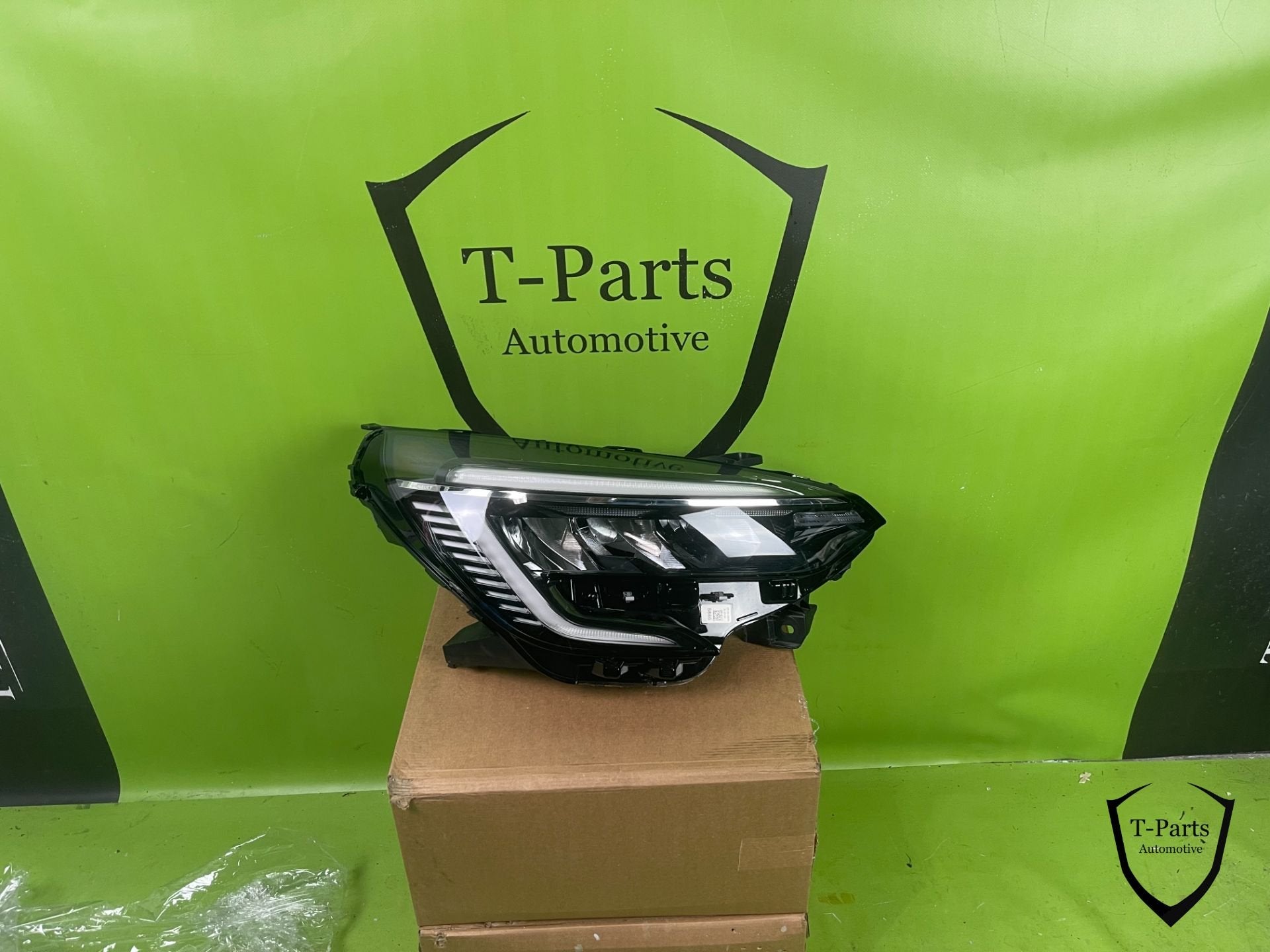 renault clio 5 rechts koplamp NIEUW 260104922R
