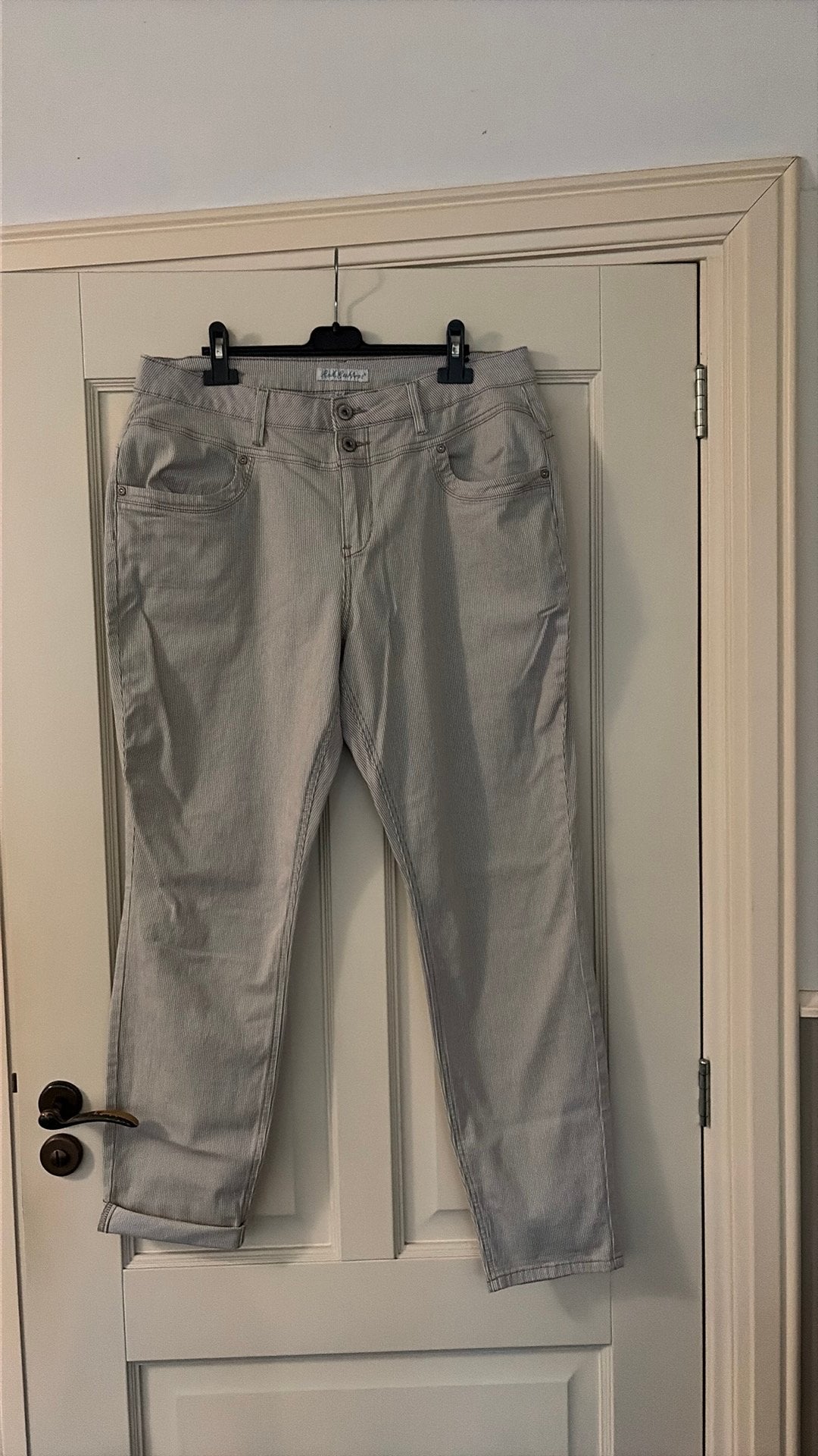 Red Button broek maat 44 met streepje, Kleding | Dames, Wit, Maat 42/44 (L), Ophalen of Verzenden, Zo goed als nieuw
