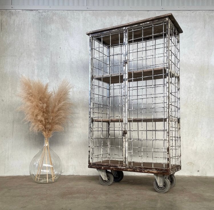 Vintage trolley, oude gaaskast, industriële kast, Antiek en Kunst, Ophalen