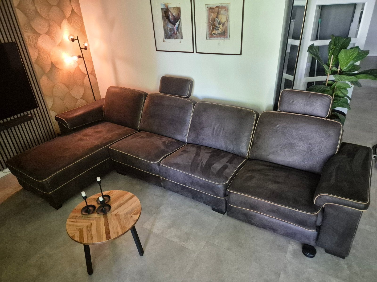 Luxe Hoekbank met Elektrische Relaxfunctie en USB-poort, Ophalen, 300 cm of meer, Zo goed als nieuw, Vierpersoons of meer