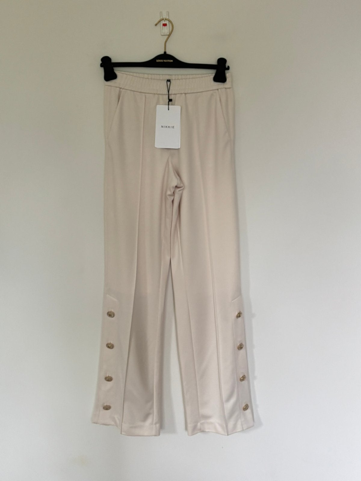 Trackpant nikkie xs, Wit, Ophalen of Verzenden, Zo goed als nieuw, Maat 34 (XS) of kleiner
