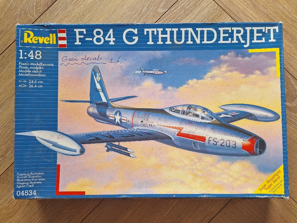 1:48 / 1/48 Revell F-84 G Thunderjet, Revell, Ophalen of Verzenden, Zo goed als nieuw, Groter dan 1:72