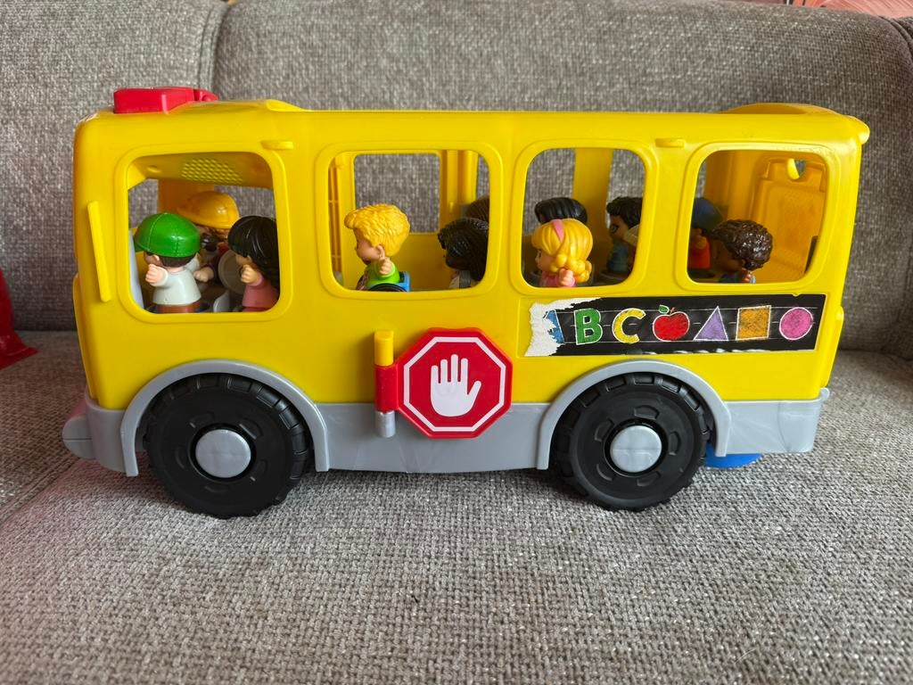 Little preople bus met extra poppetjes, Ophalen of Verzenden, Zo goed als nieuw, Speelset