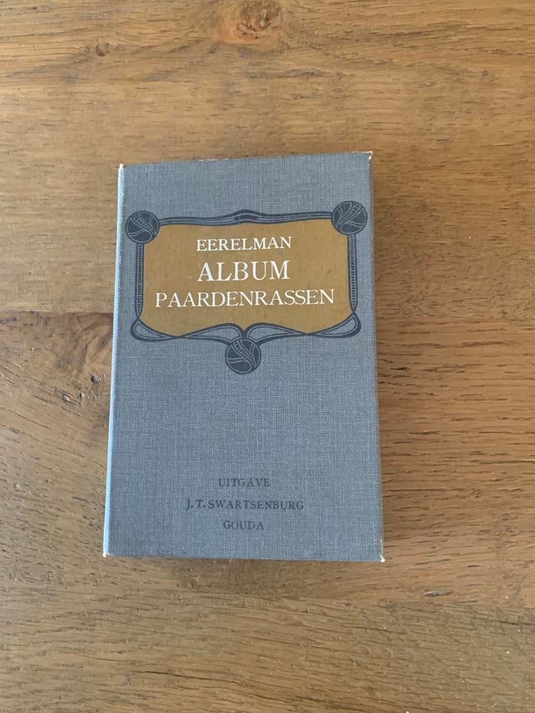 Otto Eerelman album met 41 prentkaarten paardenrassen, Ophalen of Verzenden, Zo goed als nieuw, Voor 1940, Dier