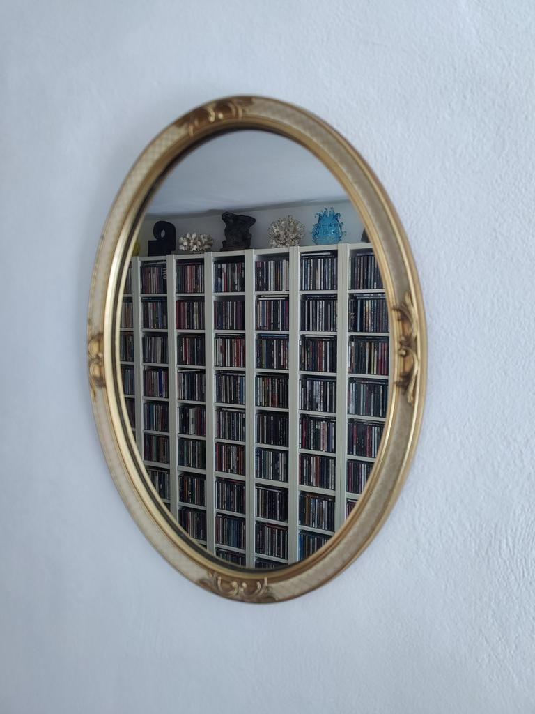 Vintage ovale spiegel met gouden lijst, Ophalen of Verzenden, Ovaal, Minder dan 50 cm, Minder dan 100 cm