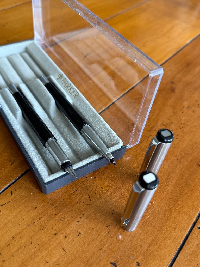 Parker Vector pennenset - vulpen (fijn) en rollerball, Pennenset, Parker, Met doosje, Ophalen of Verzenden