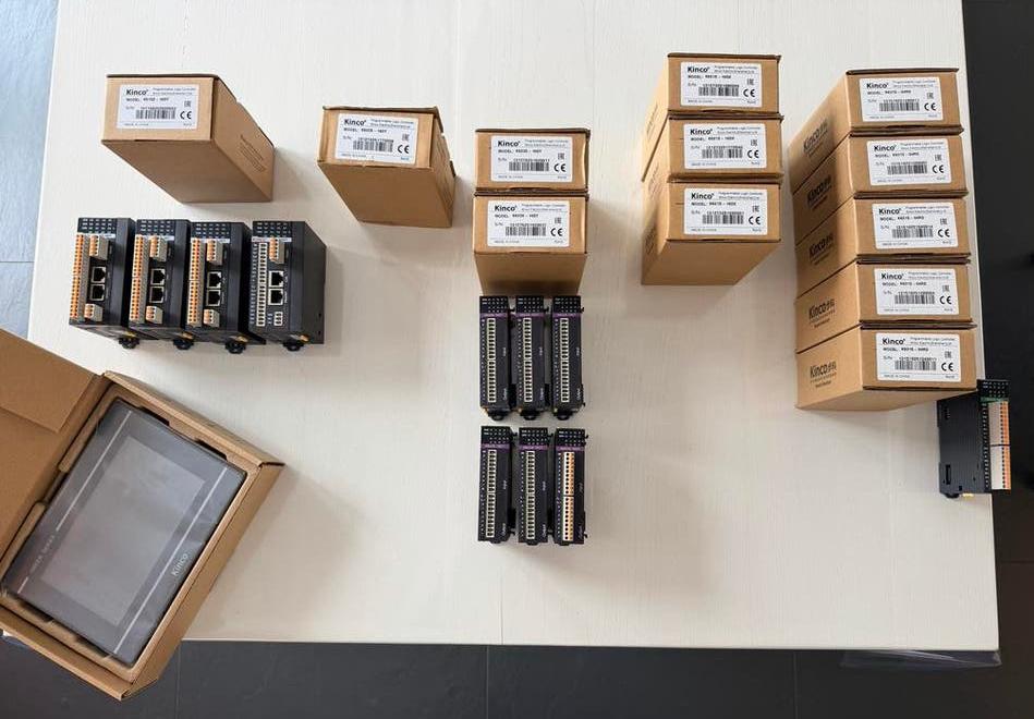 Kinco PLC modules en hmi scherm gl070e, Hobby en Vrije tijd, Elektronica-componenten, Nieuw, Ophalen of Verzenden