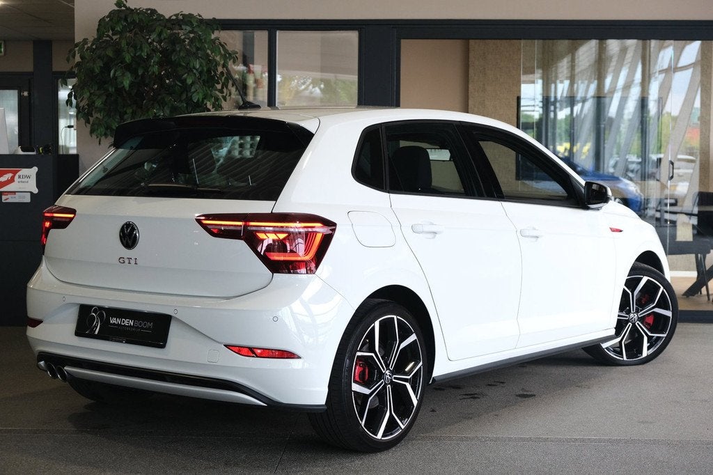 Volkswagen Polo 2.0 TSI GTI Facelift DSG 207PK IQ Matrix Led, 1272 kg, Gebruikt, 680 kg, 4 cilinders