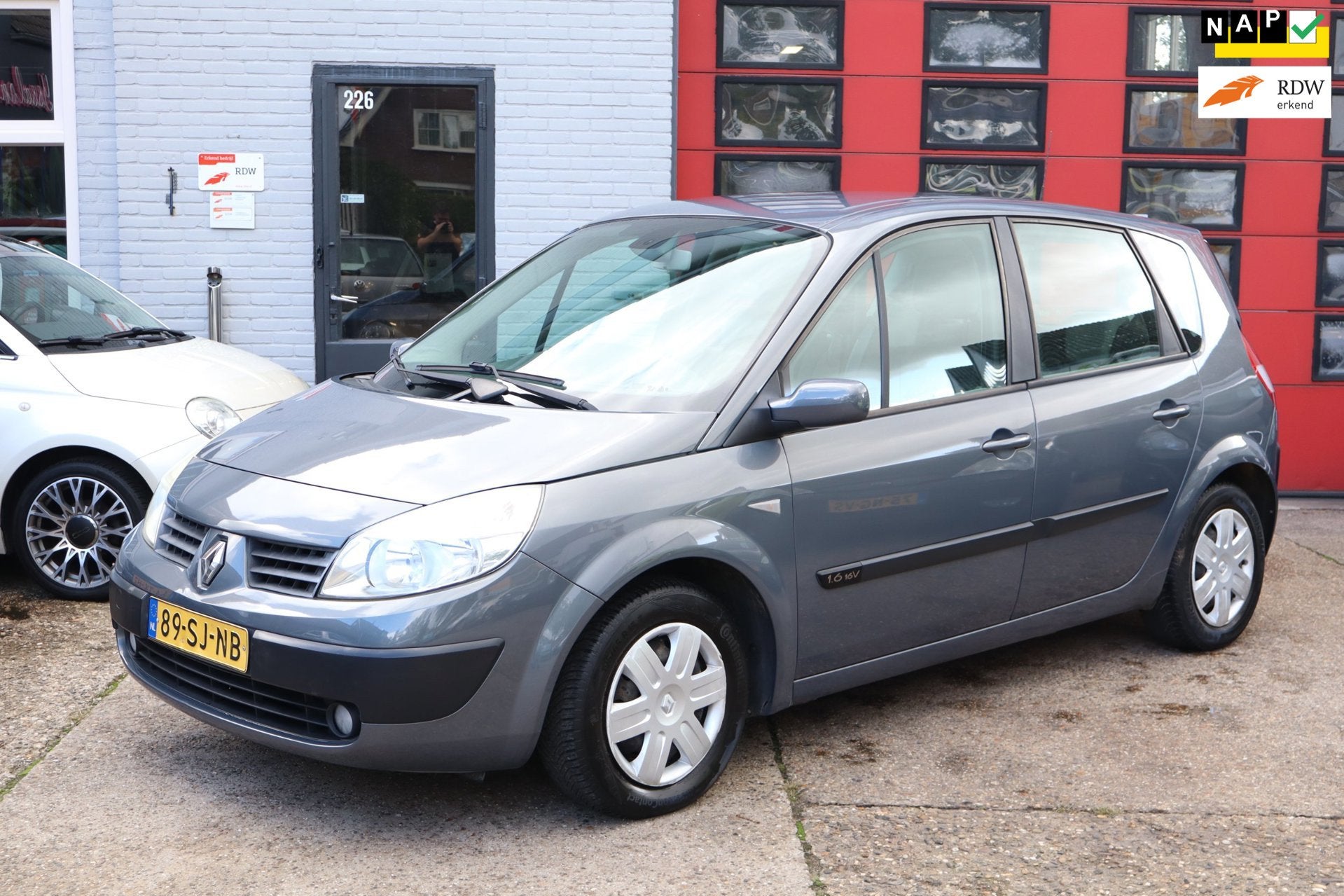 Renault Scénic 1.6-16V Dynamique AUTOMAAT , AIRCO, CRUISE, 1345 kg, Gebruikt, 4 cilinders, Origineel Nederlands