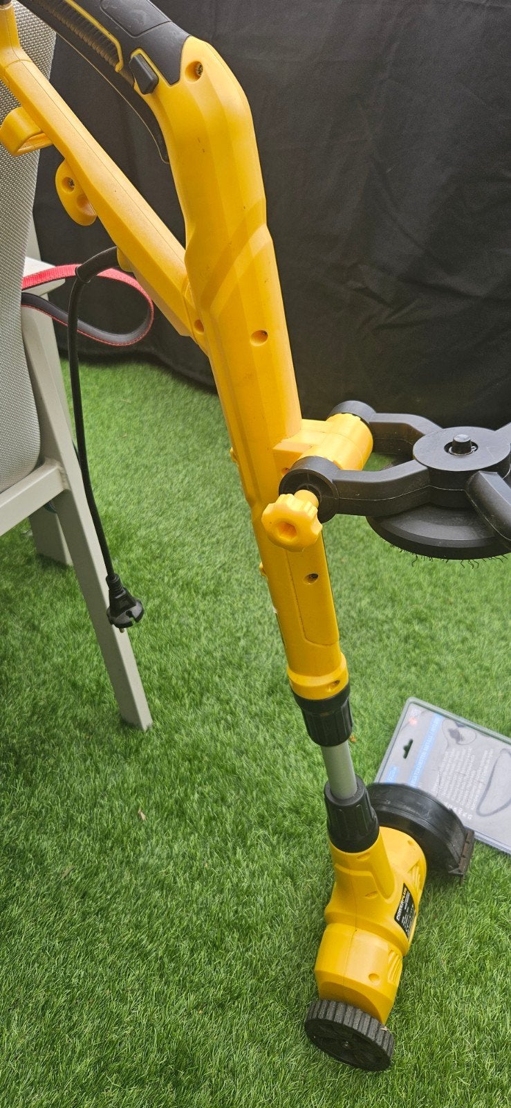 Elektrische  onkruid verdelgen voor stenen.4 borstels, Tuin en Terras, Ophalen of Verzenden, Zo goed als nieuw, Elektrisch