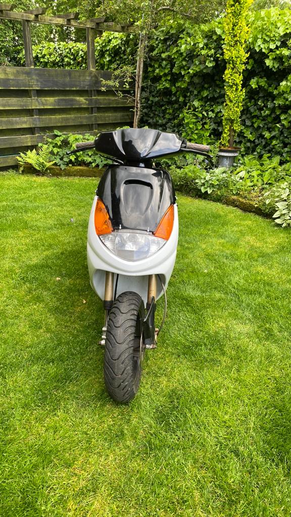 Viva city 50cc, Fietsen en Brommers, Scooters | Peugeot, Gebruikt, Vivacity, Maximaal 45 km/u, Tweetakt, Ophalen