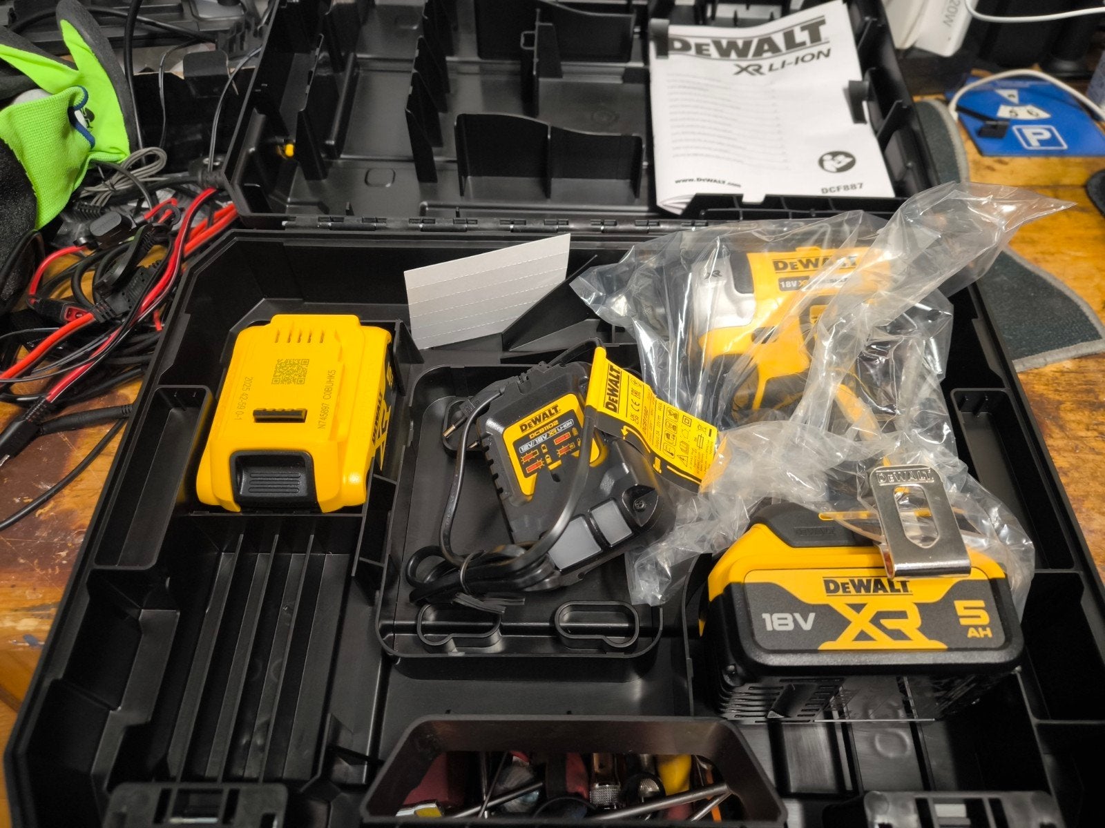 DeWalt DCF887P2T Slagschroevendraaier met 2x 5.0Ah accu, Ophalen, Nieuw, 600 watt of meer, Overige typen