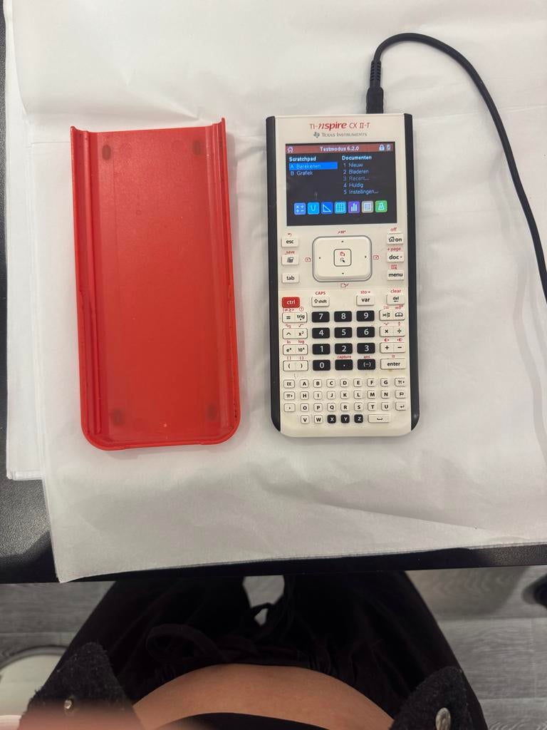goed onderhoude grafische rekenmachine TI nspire CX II-T, Diversen, Rekenmachines, Ophalen of Verzenden, Grafische rekenmachine