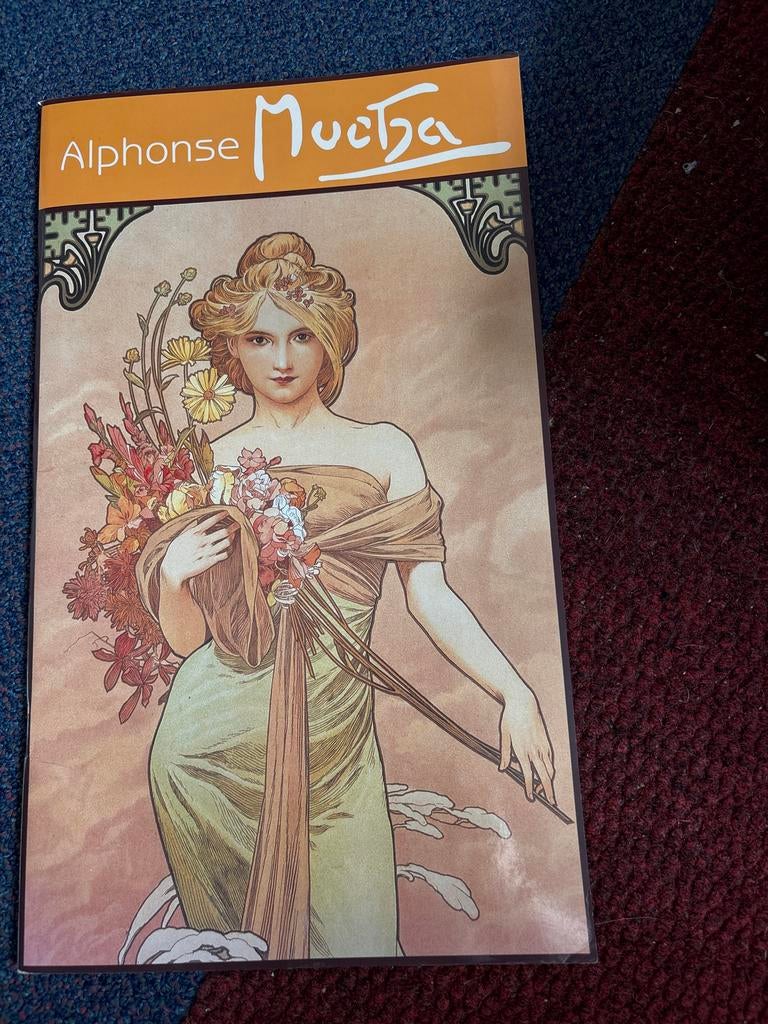Alphonse Mucha Posterboek - Art Nouveau Kunst, Ophalen of Verzenden, Zo goed als nieuw, Overige onderwerpen
