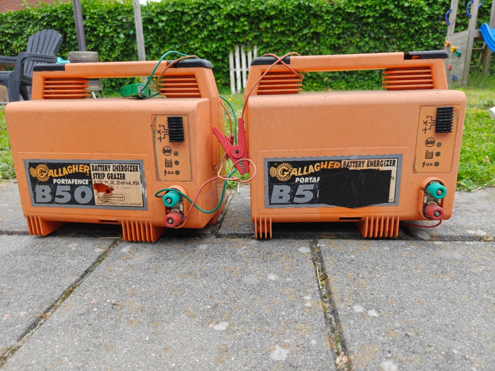 2x Gallagher B50 Accu Schrikdraadapparaten