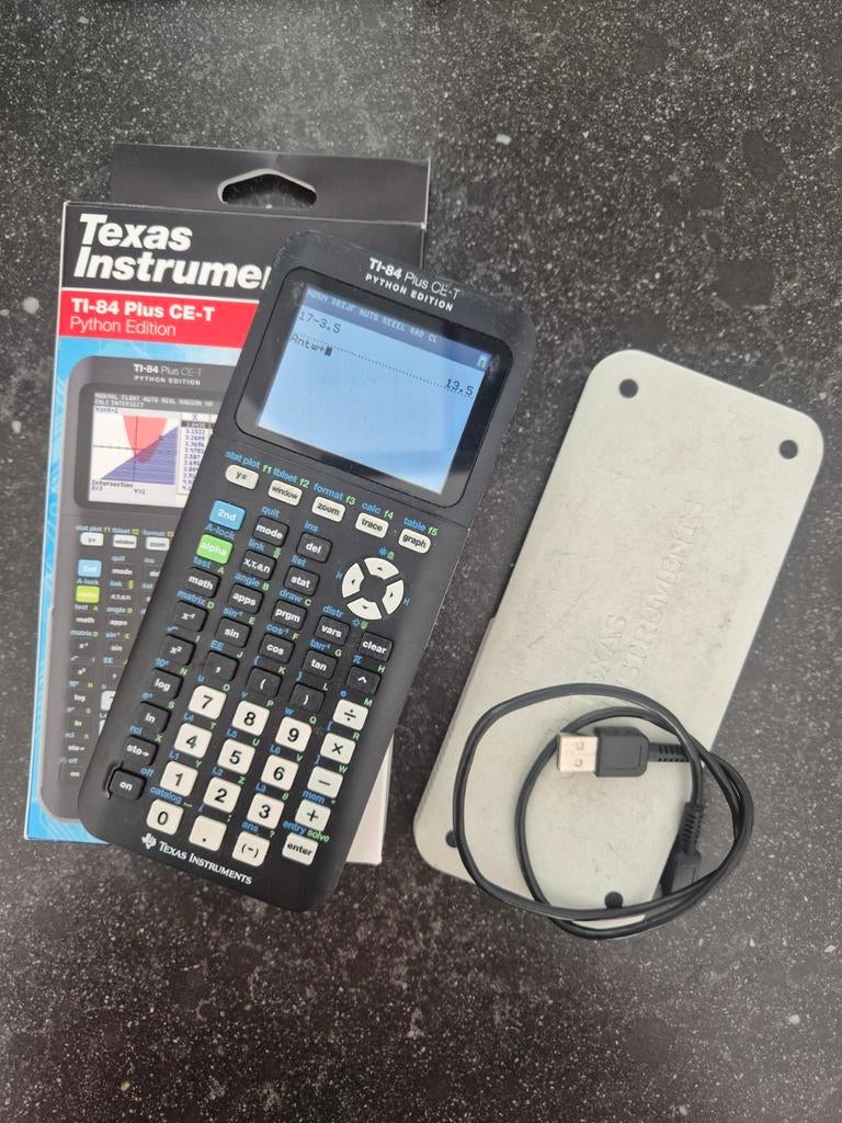 Grafische rekenmachine Texas Instruments TI-84 Plus CE-T, Computers en Software, Overige Computers en Software, Ophalen of Verzenden